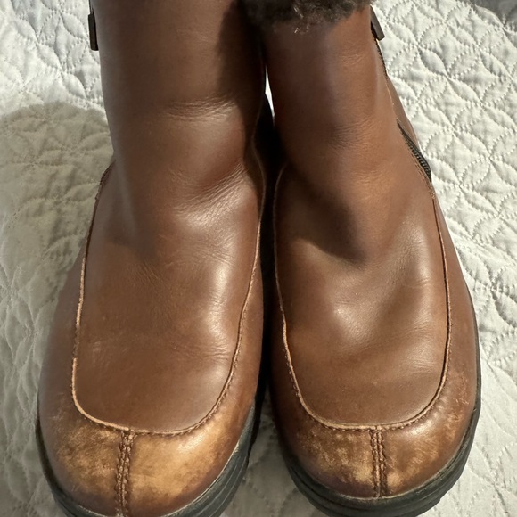 UGG 5150 Brown Leather Lug Boots Sz 9 - Picture 4 of 7